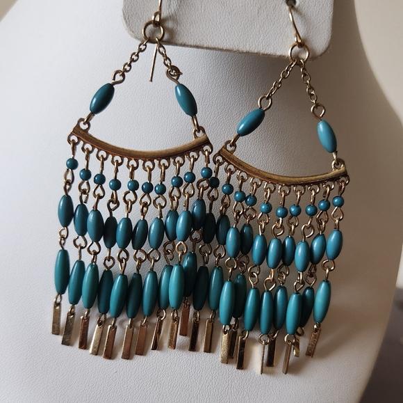 Fashion Jewelry Jewelry - Turquoise and gold boho chandelier earrings